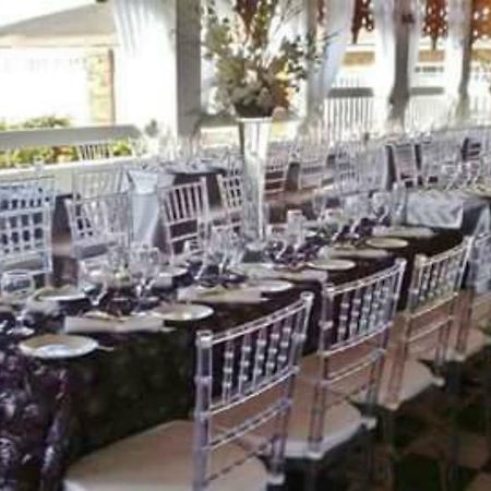 Village Hotel Ocho Rios Eksteriør billede